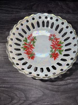 Vintage Porcelain Dish Bowl Hand Painted Reticulated Pedestal Bon Bon Christmas - Thumbnail 4