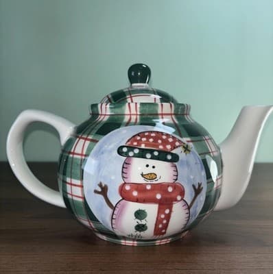 Cooks Bazaar Gourmet Collection Christmas Green Red Plaid Snowman 6 Cup Teapot