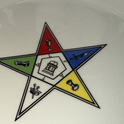 Order of the Eastern Star. 10" Plate - Homer Laughlin 23K Gold Set Of 2 - Thumbnail 3