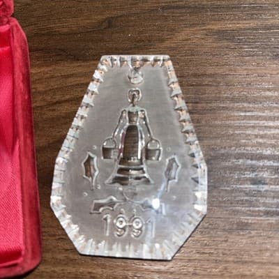 Waterford Crystal 1991 12 Days Of Christmas Ornament 8 Maids Milking - Thumbnail 6