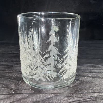 Vintage Clear Glass Mugs With Embossed Frosted Tree Design Christmas Gift - Thumbnail 2