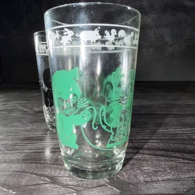 1966 Swanky Swigs Kraft Cheese Kid's Juice Glass Green Bunnies & Kittens Horse - Thumbnail 2