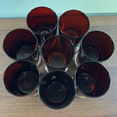 ARCOROC Ruby Red Glass, 5 1/4” Set (8) Arcoroc, France Stemmed Wine Water Gobl - Thumbnail 4