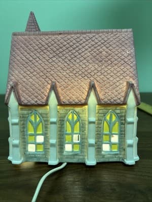 Vintage Holiday Lighted Ceramic Church Pink Purple White Blue 1980’s Test Rite - Thumbnail 12