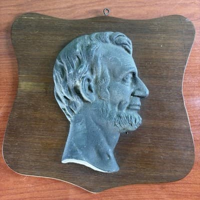 President Abe Abraham Lincoln heavy cast iron Custom Wood Wall Plaque 3D Detail