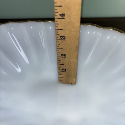 Anchor Hocking Large white milk glass scalloped oval serving bowl gold trim VTG - Thumbnail 12