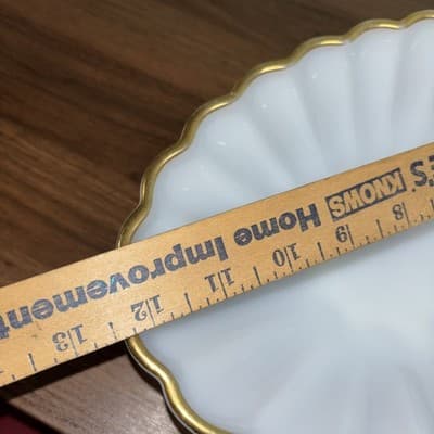 Anchor Hocking Large white milk glass scalloped oval serving bowl gold trim VTG - Thumbnail 10