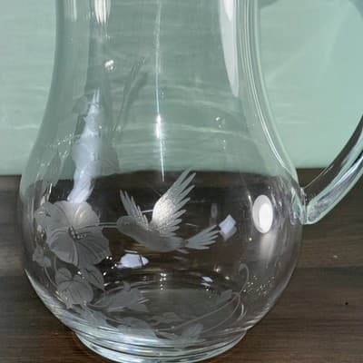 Vintage Avon Crystal Hummingbird Pitcher 8" 24% Lead Crystal Serving Water Tea - Thumbnail 2