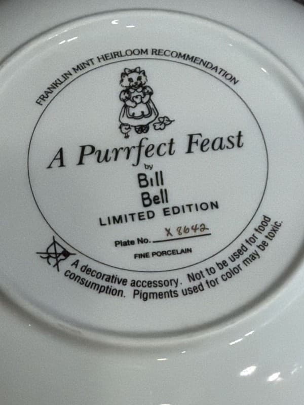 Set of 5 Franklin Mint Bill Bell Holiday Cats Collector Plates 8.25" Santa - Thumbnail 14