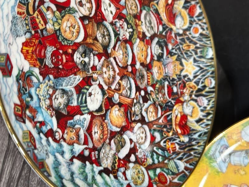 Set of 5 Franklin Mint Bill Bell Holiday Cats Collector Plates 8.25" Santa - Thumbnail 7
