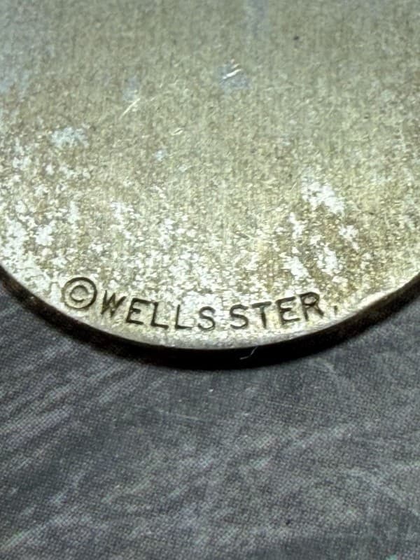 Vintage Wells Sterling Silver Majorette Drum Major Baton Twirler Round Charm - Thumbnail 7