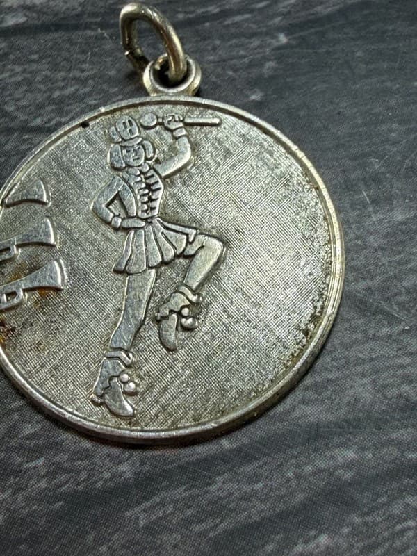 Vintage Wells Sterling Silver Majorette Drum Major Baton Twirler Round Charm - Thumbnail 3