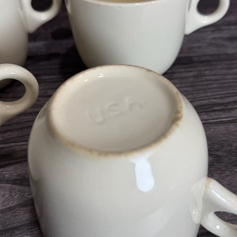 Set of 4 Vintage Scio White Coffee Mugs with Art Deco Loop Handle - Thumbnail 6