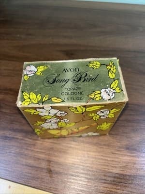 VINTAGE AVON SONG BIRD TOPAZ COLOGNE IN BOX FULL 1.5 OZ BOTTLE - Thumbnail 11