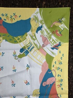 Vintage Scarf Head-wrap Made In Italy 21 X 23” Square Zoo Scene Families Lion - Thumbnail 2