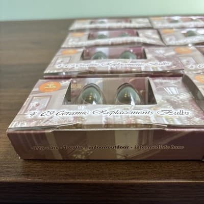 8 Boxes C9, Transparent Indoor/Outdoor Replacement Bulbs Christmas Vtg Works - Thumbnail 3