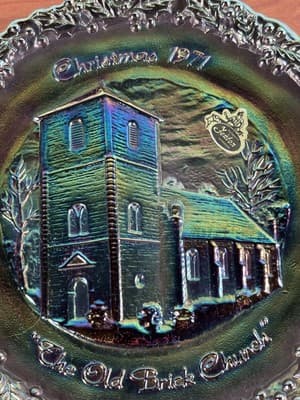 Fenton Amethyst Carnival Glass 1971 Christmas America #2 Plate Old Brick Church - Thumbnail 2