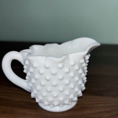 Fenton Hobnail Milk Glass Crimped Star Shape Creamer & Sugar Bowl Mid Century - Thumbnail 11