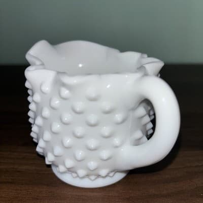 Fenton Hobnail Milk Glass Crimped Star Shape Creamer & Sugar Bowl Mid Century - Thumbnail 10