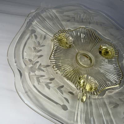 Vintage 3 Footed Etched Lancaster Yellow Depression Glass Shallow Bowl 10” In - Thumbnail 4