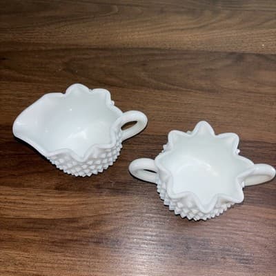 Fenton Hobnail Milk Glass Crimped Star Shape Creamer & Sugar Bowl Mid Century - Thumbnail 2