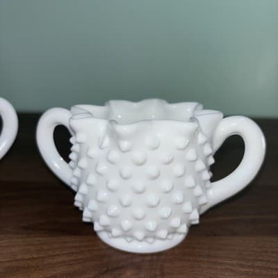 Fenton Hobnail Milk Glass Crimped Star Shape Creamer & Sugar Bowl Mid Century - Thumbnail 6