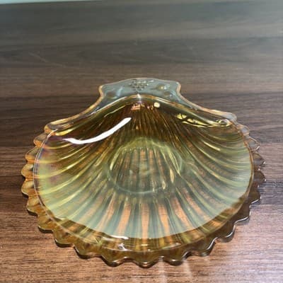 Vintage Iridescent Marigold Carnival Glass Clam Scallop Shell Shaped Dish Fruit - Thumbnail 2