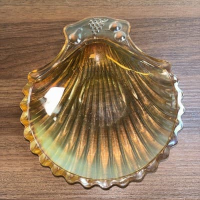 Vintage Iridescent Marigold Carnival Glass Clam Scallop Shell Shaped Dish Fruit