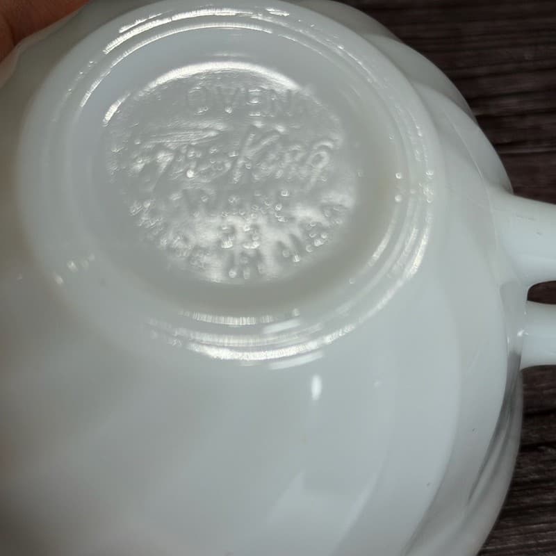 Fire-King Swirl Milk Glass Teacup with Gold Rim - Thumbnail 4