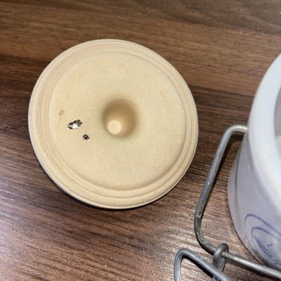 Vintage Wisconsin Homestead Stoneware Dairy Cheese Crock Jar Wire Bail Lid Seals - Thumbnail 9