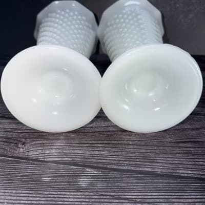 2 Vintage Anchor Hocking White Milk Glass Vases Hobnail Bars Trumpet 9 1/2" - Thumbnail 13