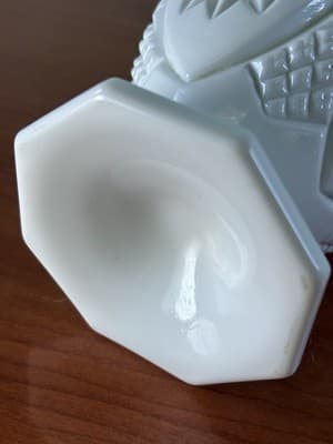 VTG Franciscan Homestead Hobstar Star Shell white milk glass Celery Vase - Thumbnail 9