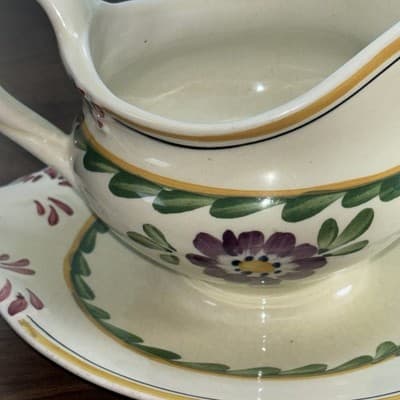 Baker & Co. "Old English" Hand Painted 1920’s Gravy Boat With Attached Tray - Thumbnail 10