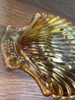 Vintage Iridescent Marigold Carnival Glass Clam Scallop Shell Shaped Dish Fruit - Thumbnail 7