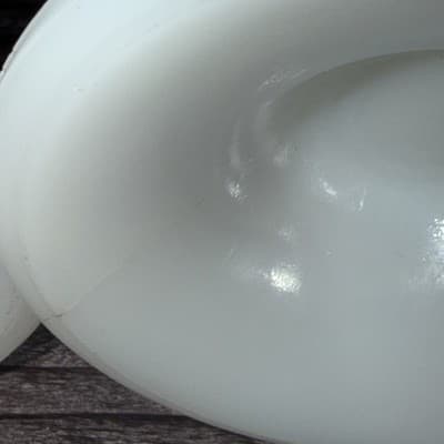 2 Vintage Anchor Hocking White Milk Glass Vases Hobnail Bars Trumpet 9 1/2" - Thumbnail 16