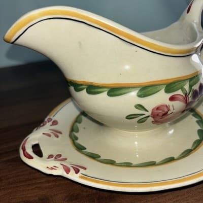 Baker & Co. "Old English" Hand Painted 1920’s Gravy Boat With Attached Tray - Thumbnail 3