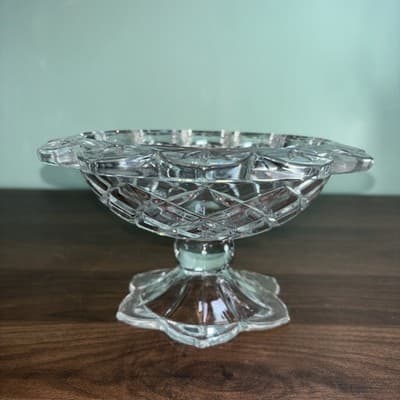 Vintage Polonia 24% Lead Crystal Candy Dish Rings Clear Scalloped Edge Pedestal - Thumbnail 8