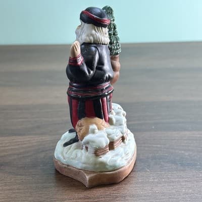 Vintage Santa's Of The Nations Poland 3.75" Figurine Santa Porcelain NO BOX - Thumbnail 6