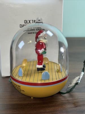 Swinging Santa With Blinking Lights & Motion Hallmark Christmas Ornament Display - Thumbnail 3