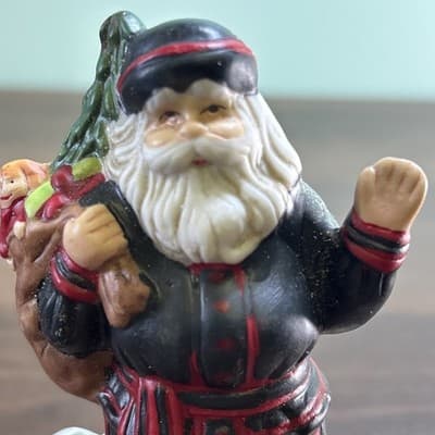 Vintage Santa's Of The Nations Poland 3.75" Figurine Santa Porcelain NO BOX - Thumbnail 8