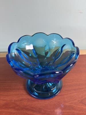 LE Smith Blue Glass Manganese Compote Scalloped Edge - Thumbnail 3