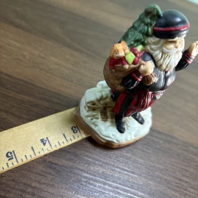Vintage Santa's Of The Nations Poland 3.75" Figurine Santa Porcelain NO BOX - Thumbnail 11