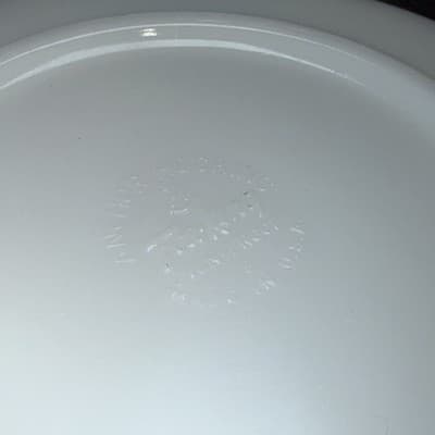 ANCHOR HOCKING FIRE KING OVEN WARE MILK GLASS MIXING BOWL POUR SPOUT 9.25”W VT - Thumbnail 9
