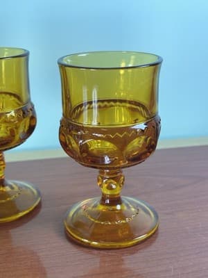 (4) Amber Indiana Glass Thumbprint Kings Crown Goblets Cordial Glass 4 1/4” VT - Thumbnail 3