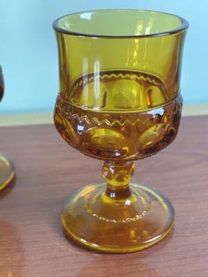 (4) Amber Indiana Glass Thumbprint Kings Crown Goblets Cordial Glass 4 1/4” VT - Thumbnail 6