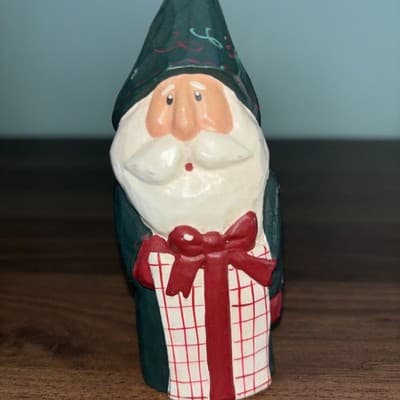 Eddie Walker Carved Wood Rustic Green Santa Claus Holding Present Folk Art 4.5�� - Thumbnail 5