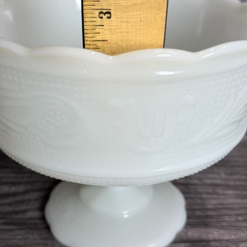 Vintage E.O. Brody Co. G-110 White Milk Glass Pedestal Bowl Compote - Thumbnail 13