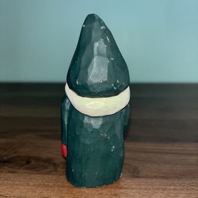 Eddie Walker Carved Wood Rustic Green Santa Claus Holding Present Folk Art 4.5�� - Thumbnail 3