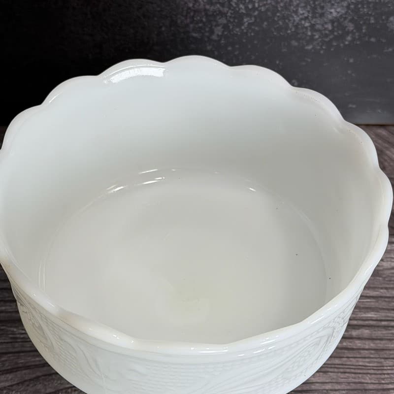Vintage E.O. Brody Co. G-110 White Milk Glass Pedestal Bowl Compote - Thumbnail 7