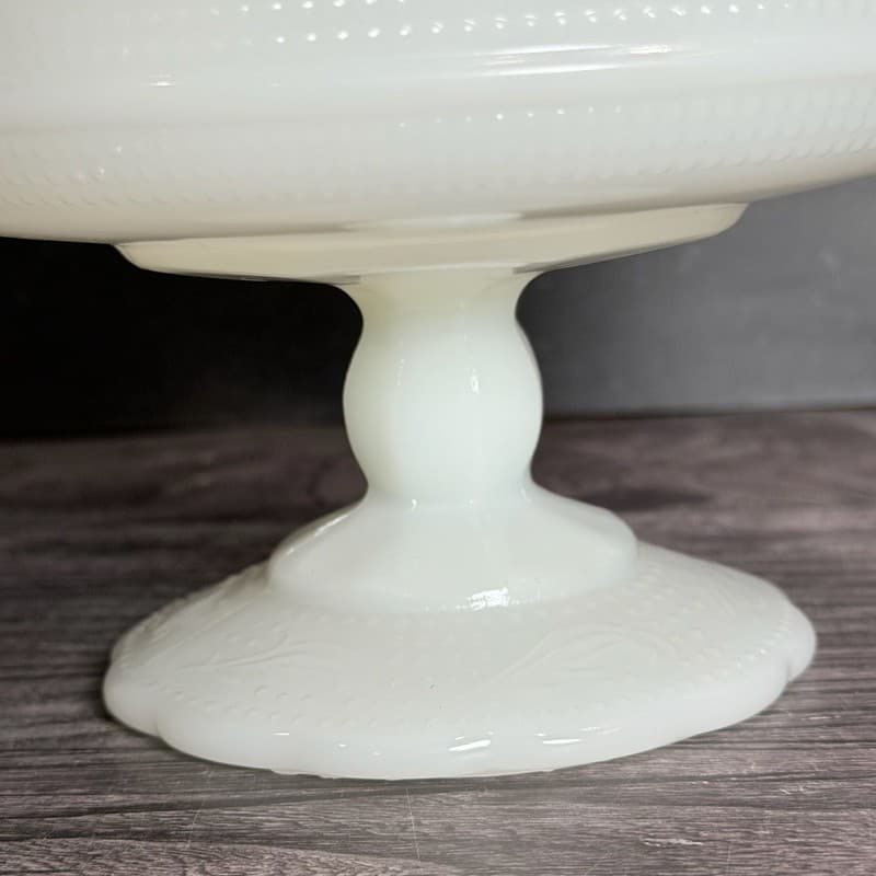 Vintage E.O. Brody Co. G-110 White Milk Glass Pedestal Bowl Compote - Thumbnail 5